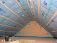 Luchtdichting en cellulose-isolatie van het dak